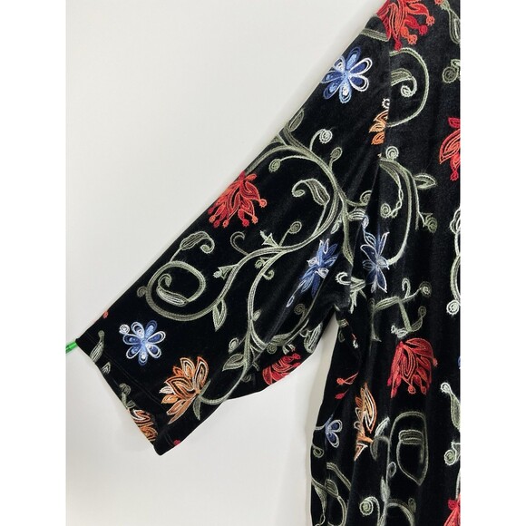 Catherines Womens V-Neck Velour Embroidery Floral Plus Size 3X Shirt Velvet - Picture 3 of 7
